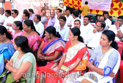 Congress protest 1
